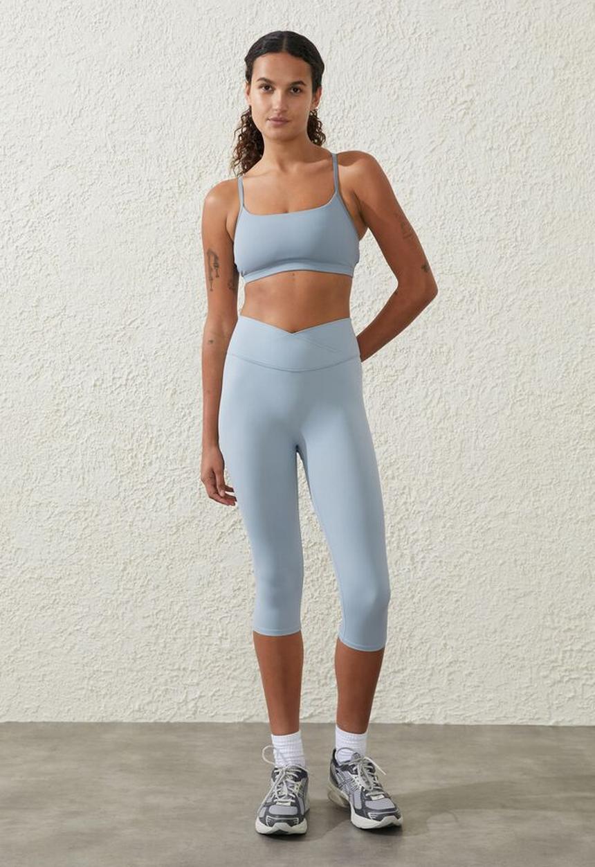 Cotton On - Recycled workout crop - cloud grey