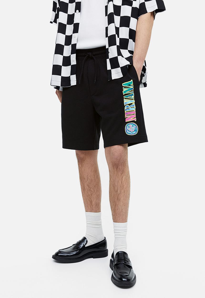 H&M - Regular fit printed sweat shorts - black nirvana