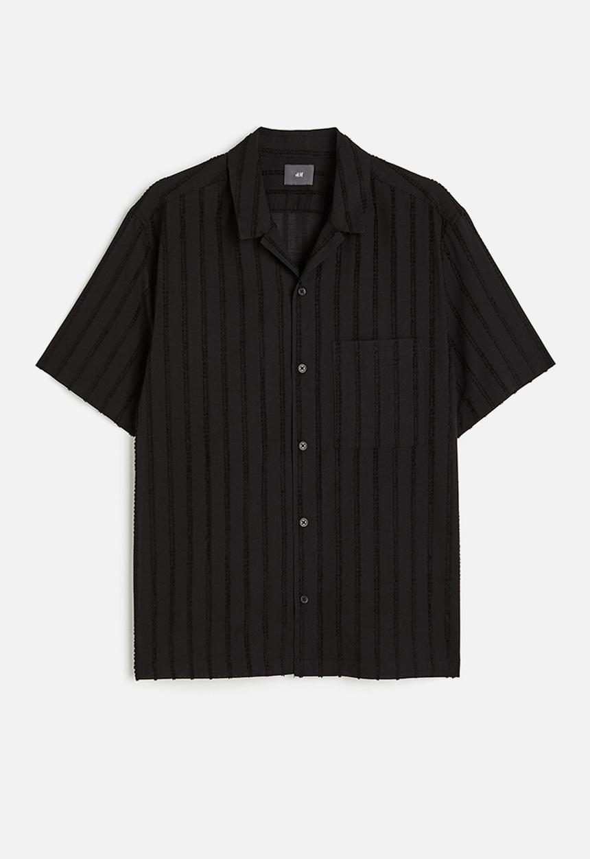 H&M - Regular fit textured-weave resort shirt - black