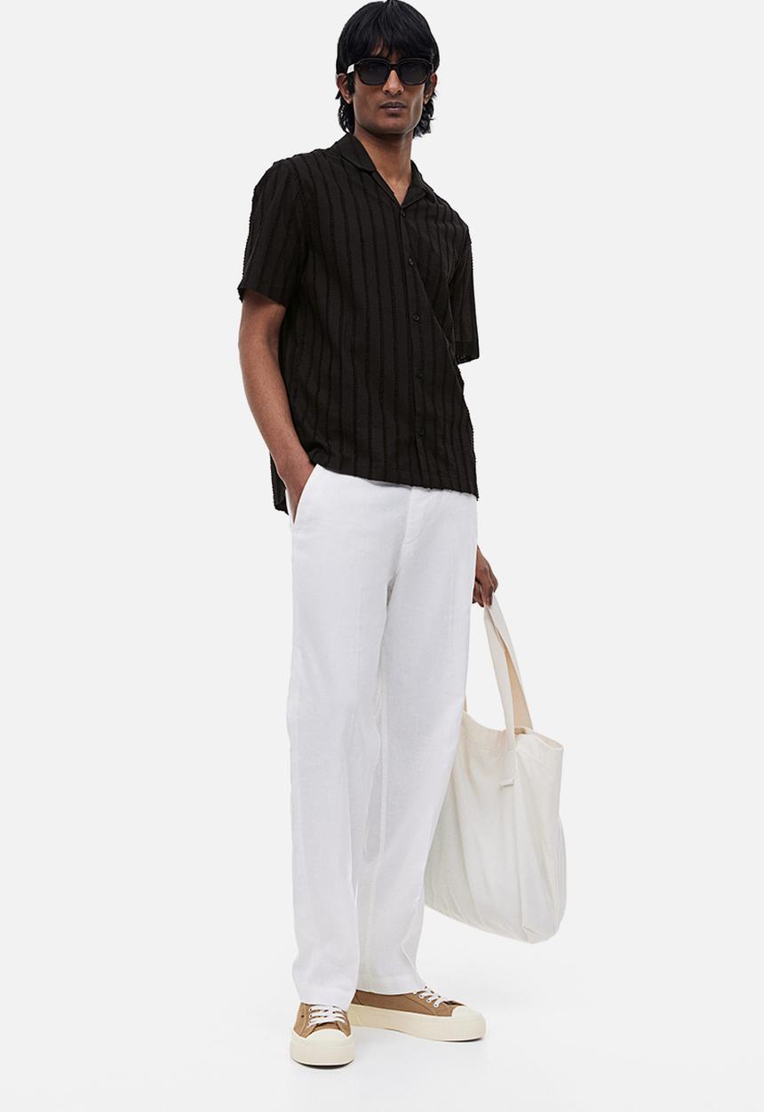H&M - Regular fit textured-weave resort shirt - black