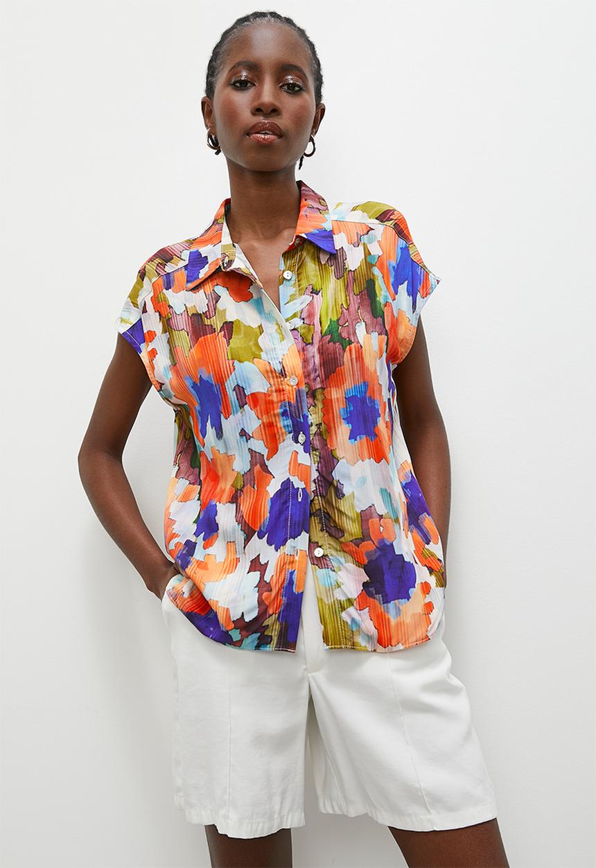 Superbalist - Grown on sleeve printed shirt - red graphic