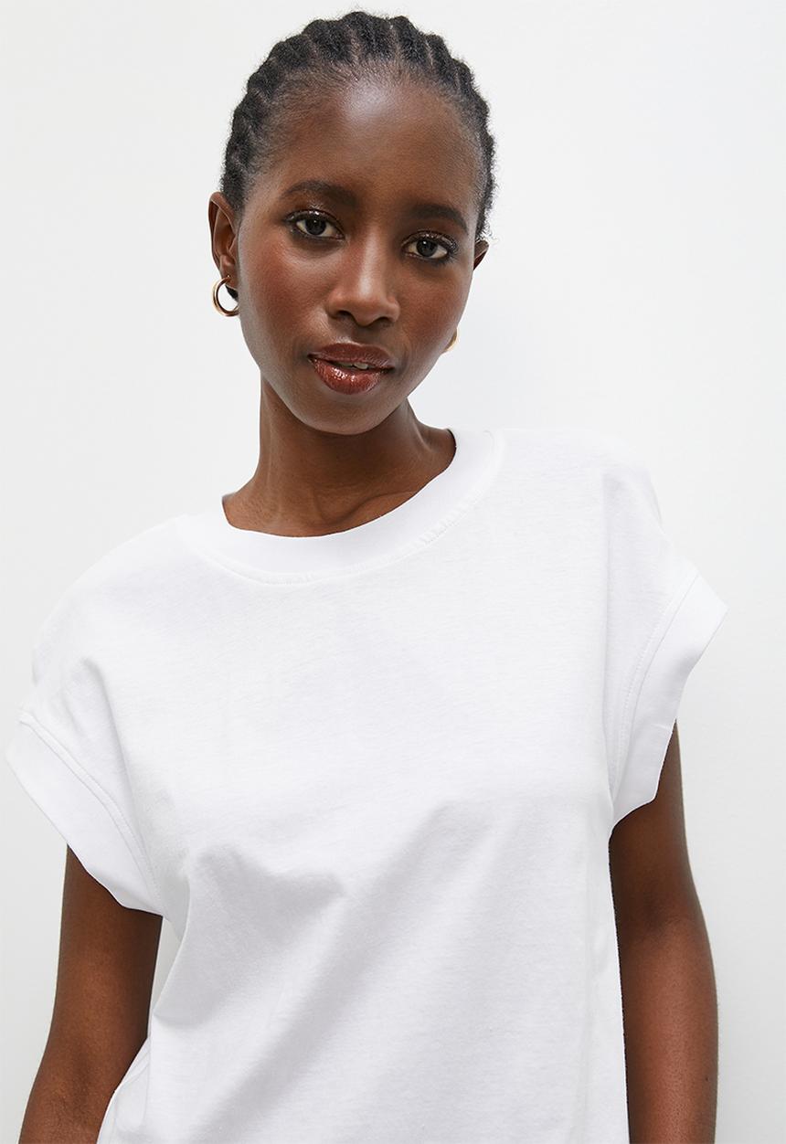 Superbalist - Grown on sleeve tee - white