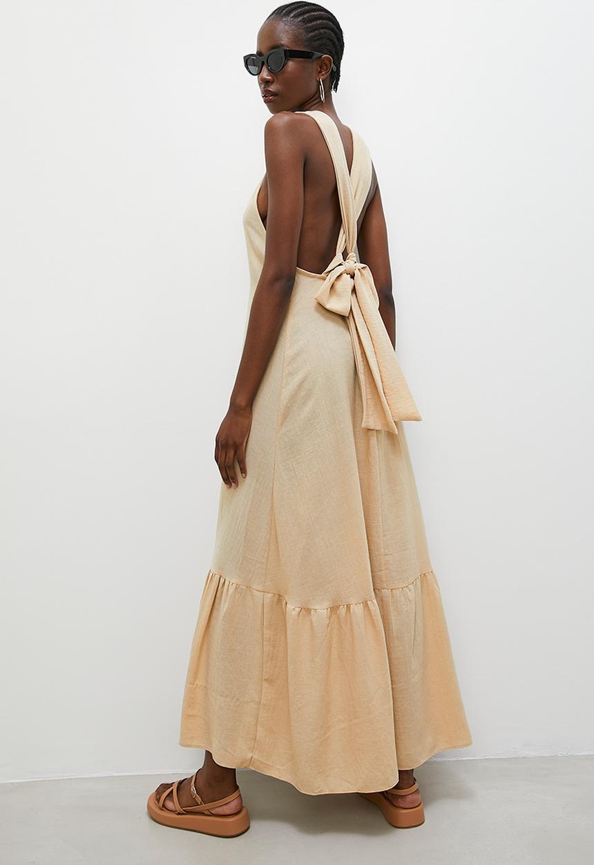 Superbalist - Tiered trapeze dress with back detail - perfectly pale