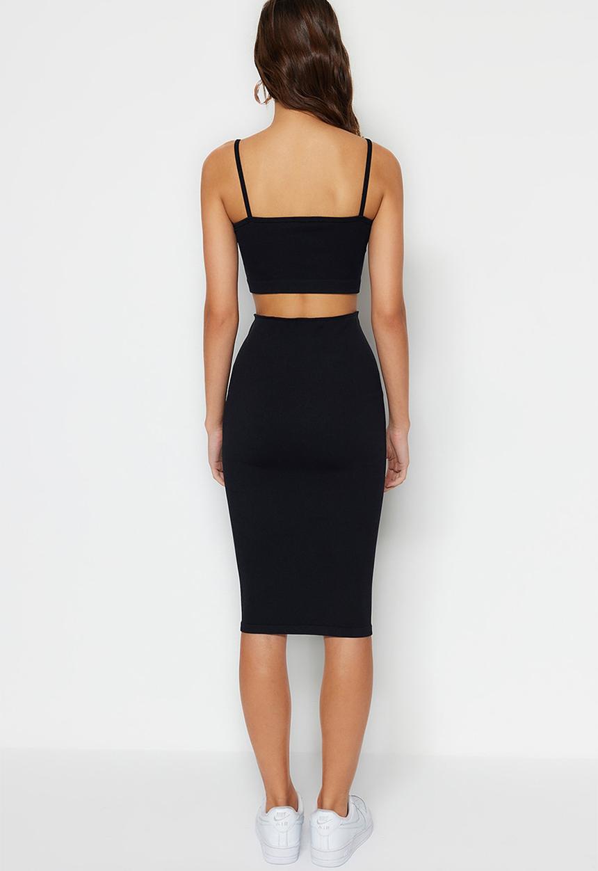 Trendyol - Cut out midi dress - black
