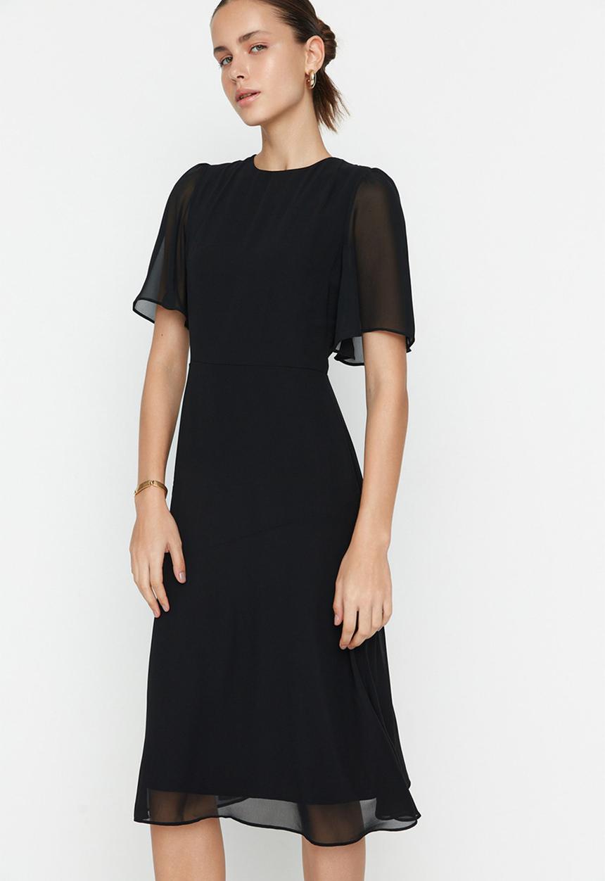 Trendyol - Midi A-line bell sleeve dress - black