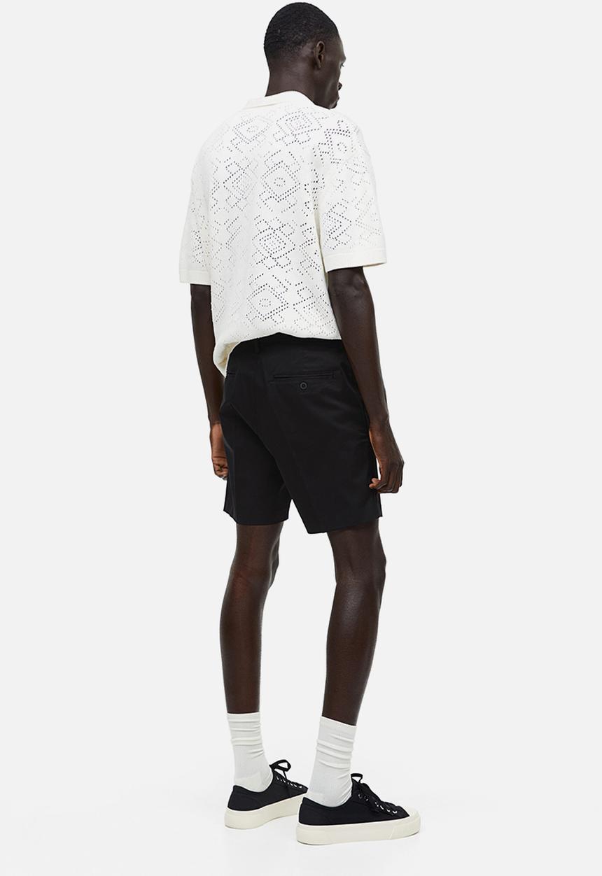 H&M - Regular fit chino shorts - black