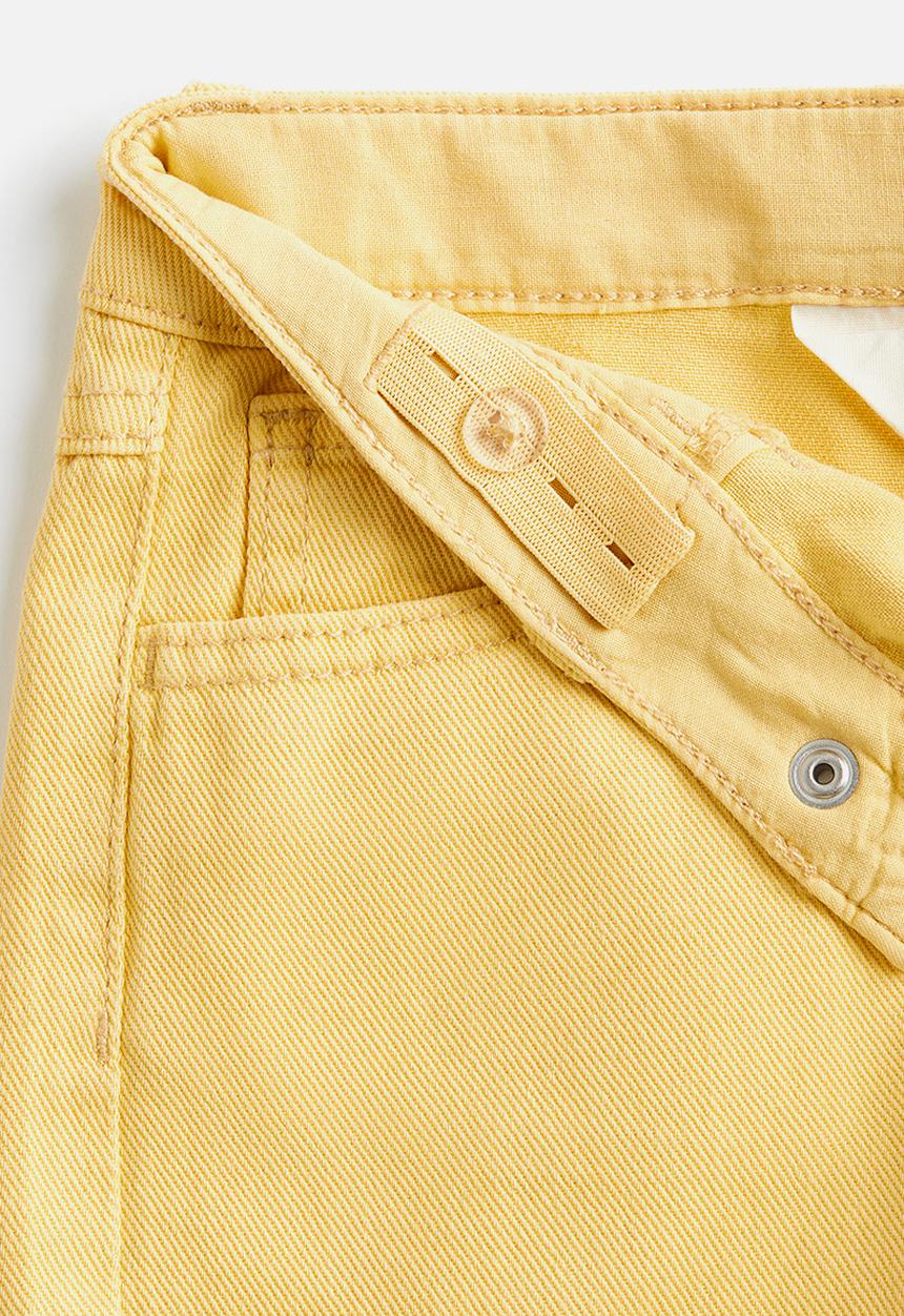 H&M - Loose fit denim shorts - yellow