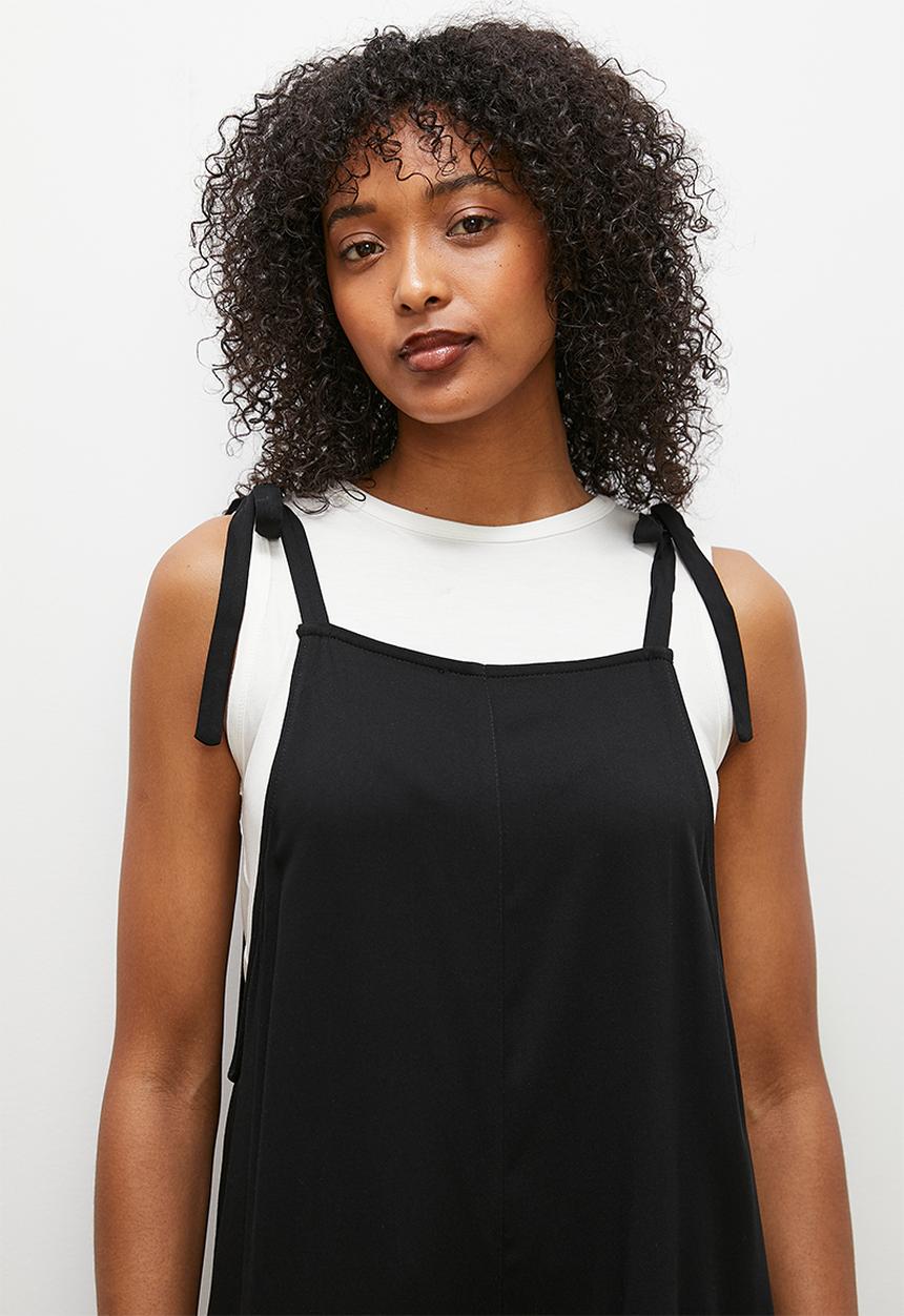 edit - Twill relaxed tapered dungaree -black