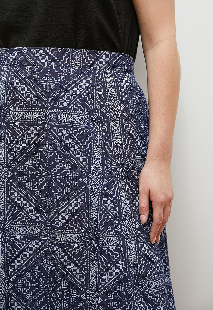 edit - Maxi skirt with slit - indigo boho craft
