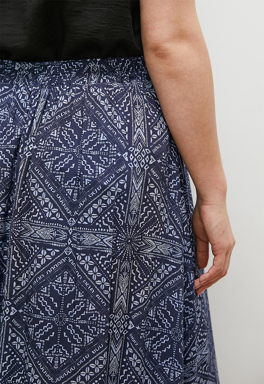 edit - Maxi skirt with slit - indigo boho craft