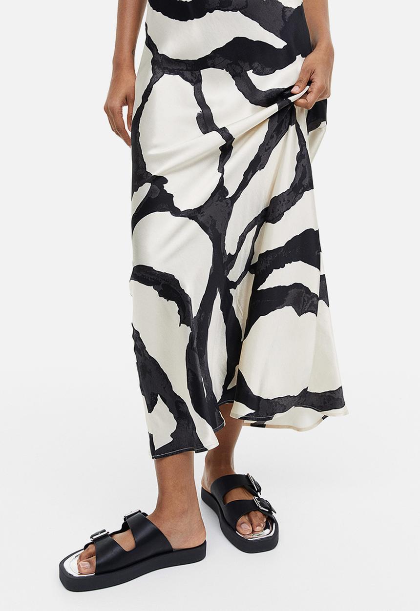 H&M - Satin skirt - cream/patterned