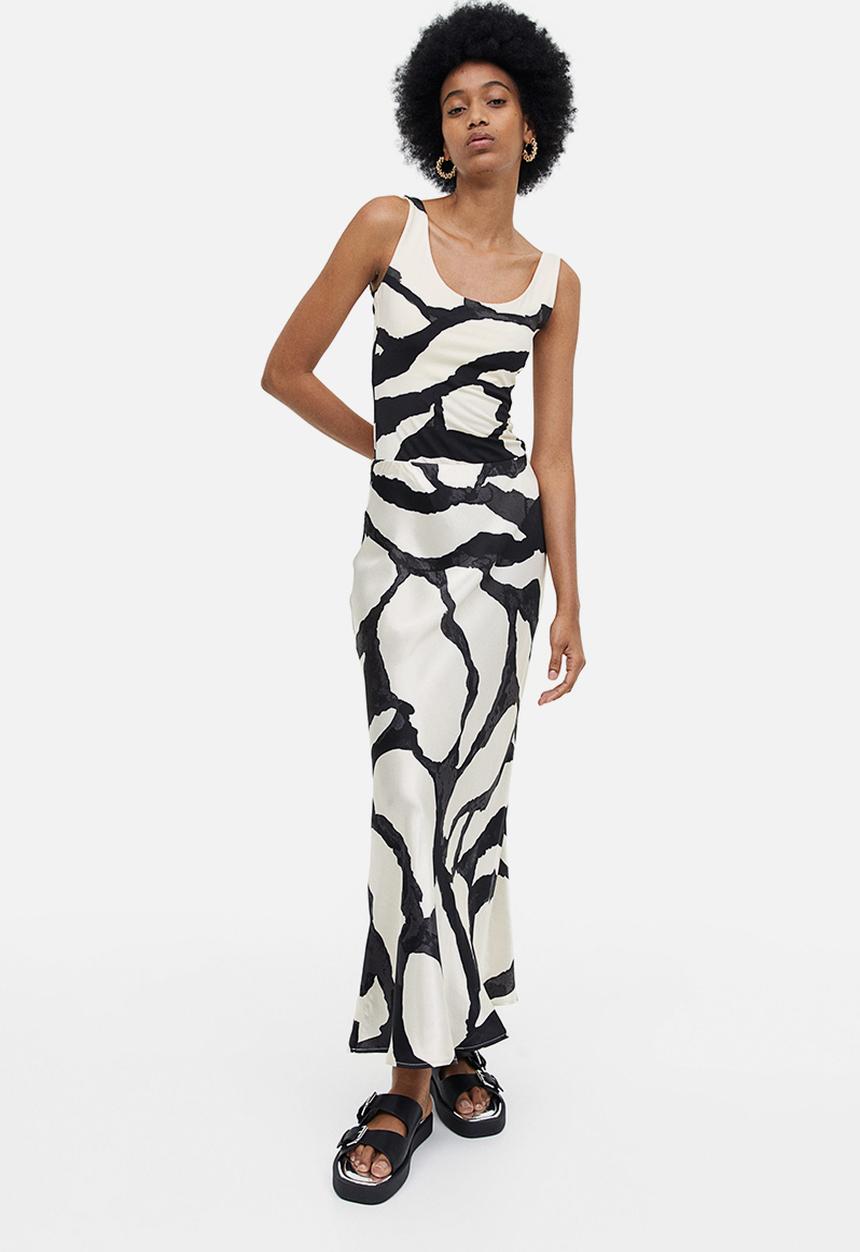 H&M - Satin skirt - cream/patterned