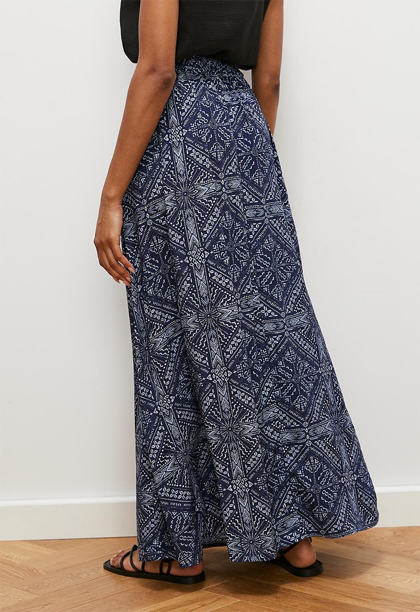 edit - Maxi skirt with slit - indigo boho craft