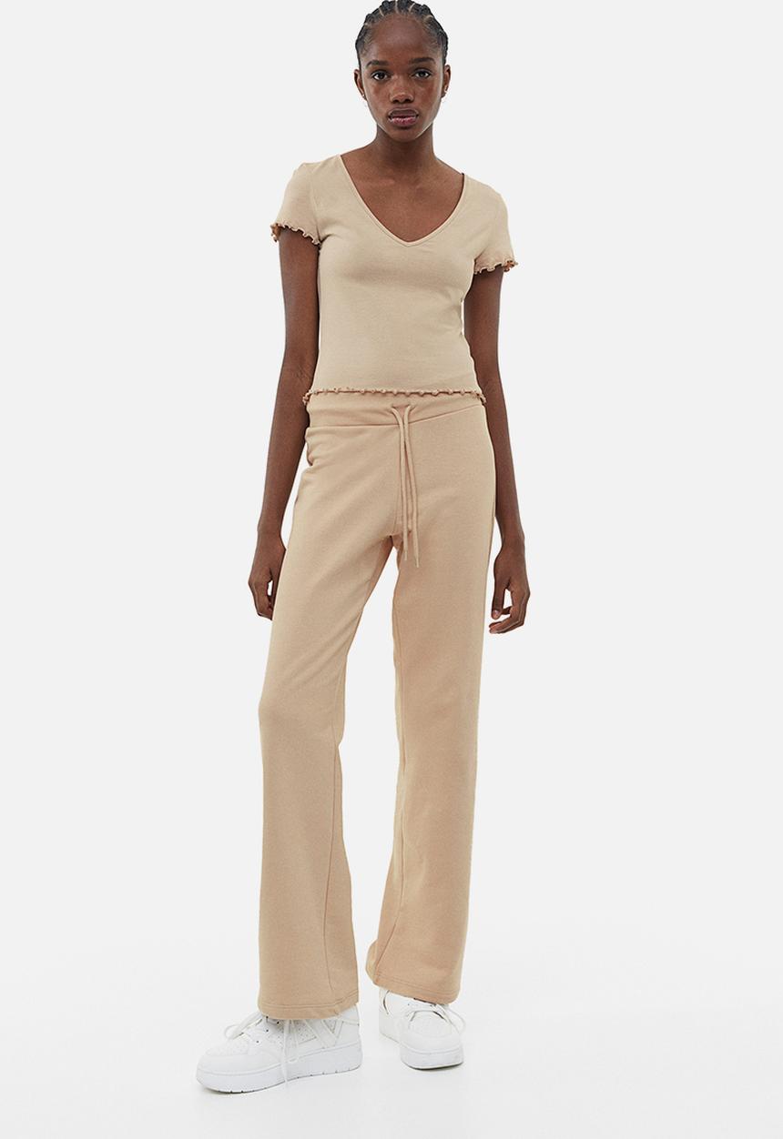 H&M - V-neck cropped top - beige
