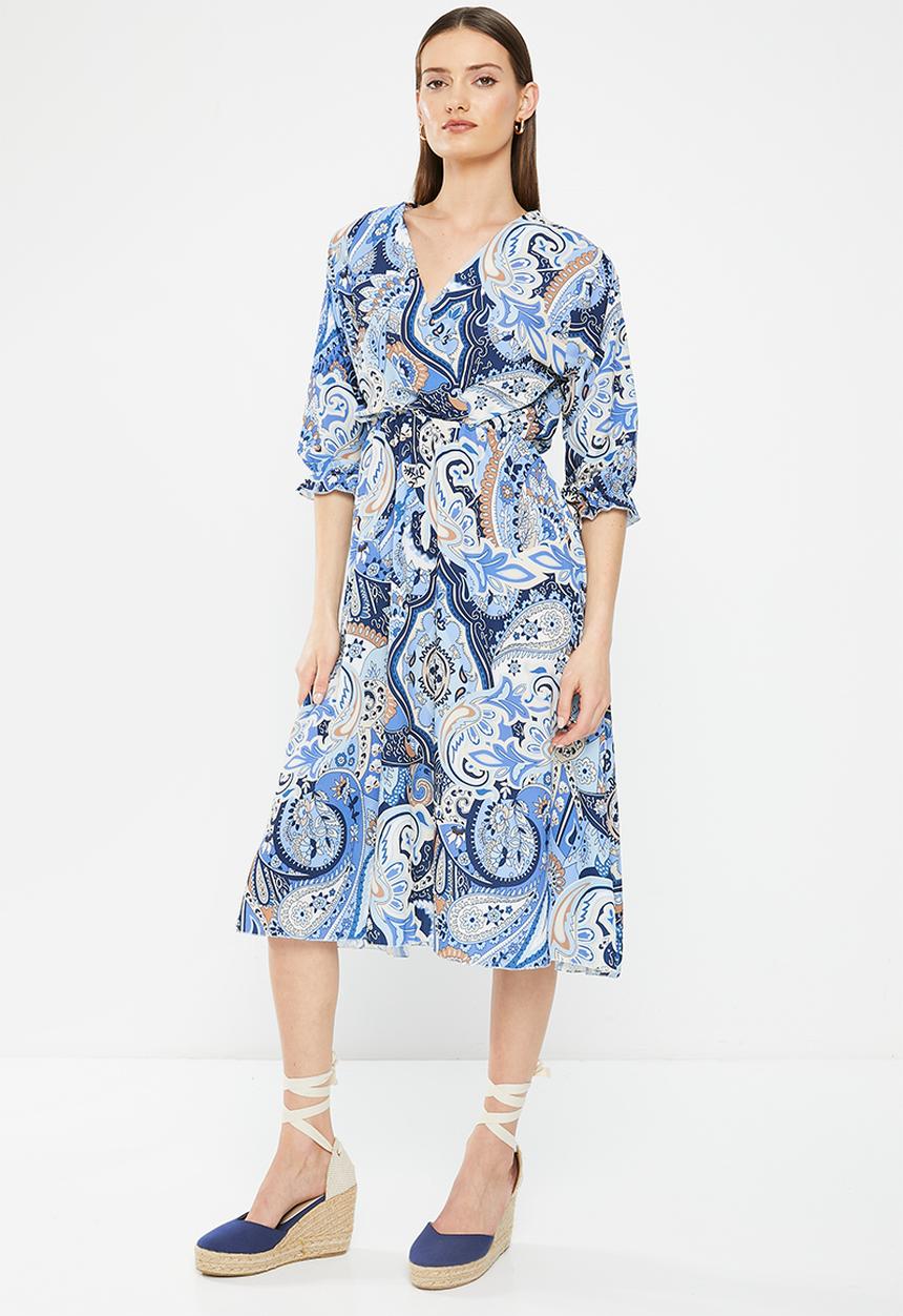 HAILYS - V-neck midi dress - denim diverse