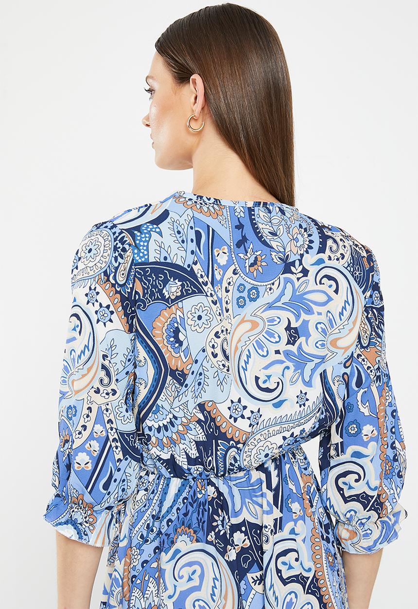 HAILYS - V-neck midi dress - denim diverse