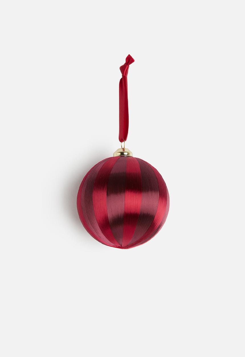 H&M - Satin thread bauble - red striped