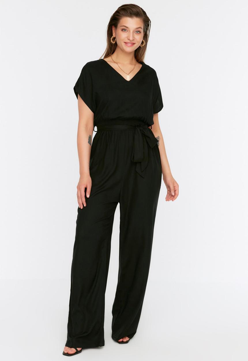 Trendyol - Curve v-neck short sleeve jumpsuit - black