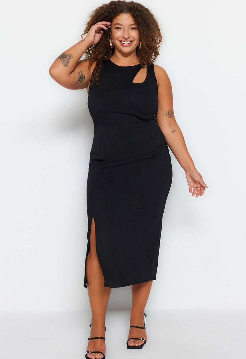 Trendyol - Curve fitted cut out midi dress - black
