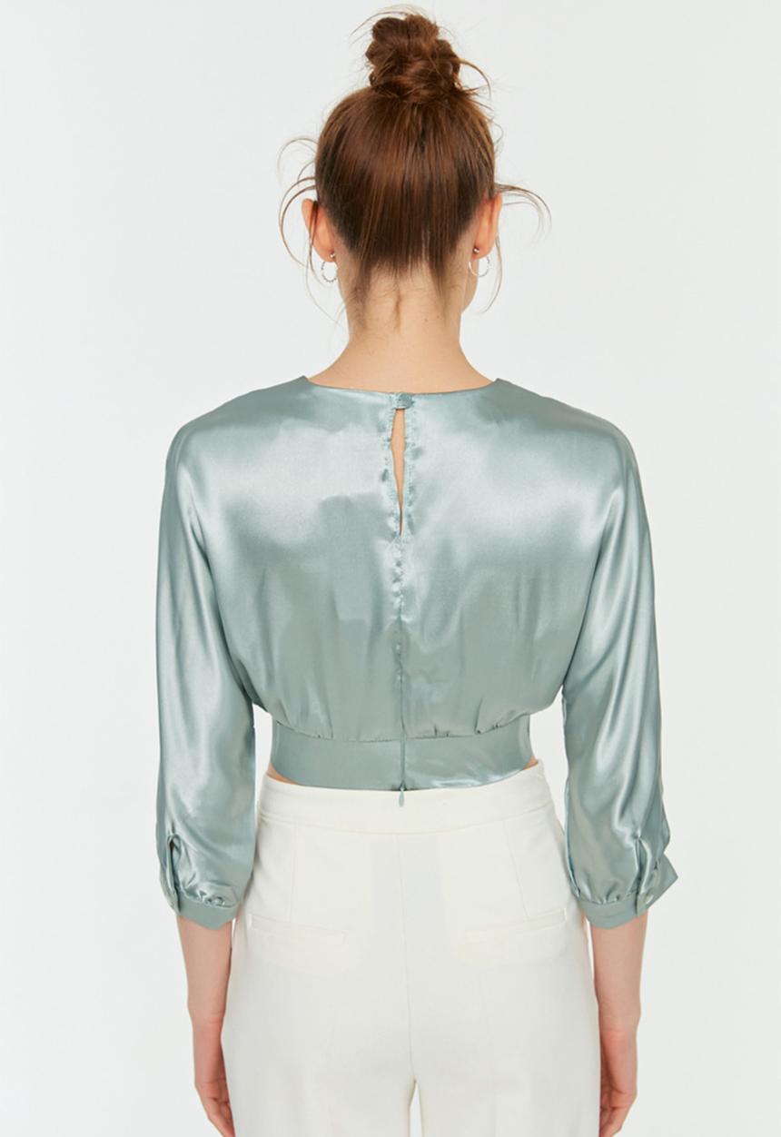 Trendyol - Batwing sleeve cropped blouse - green
