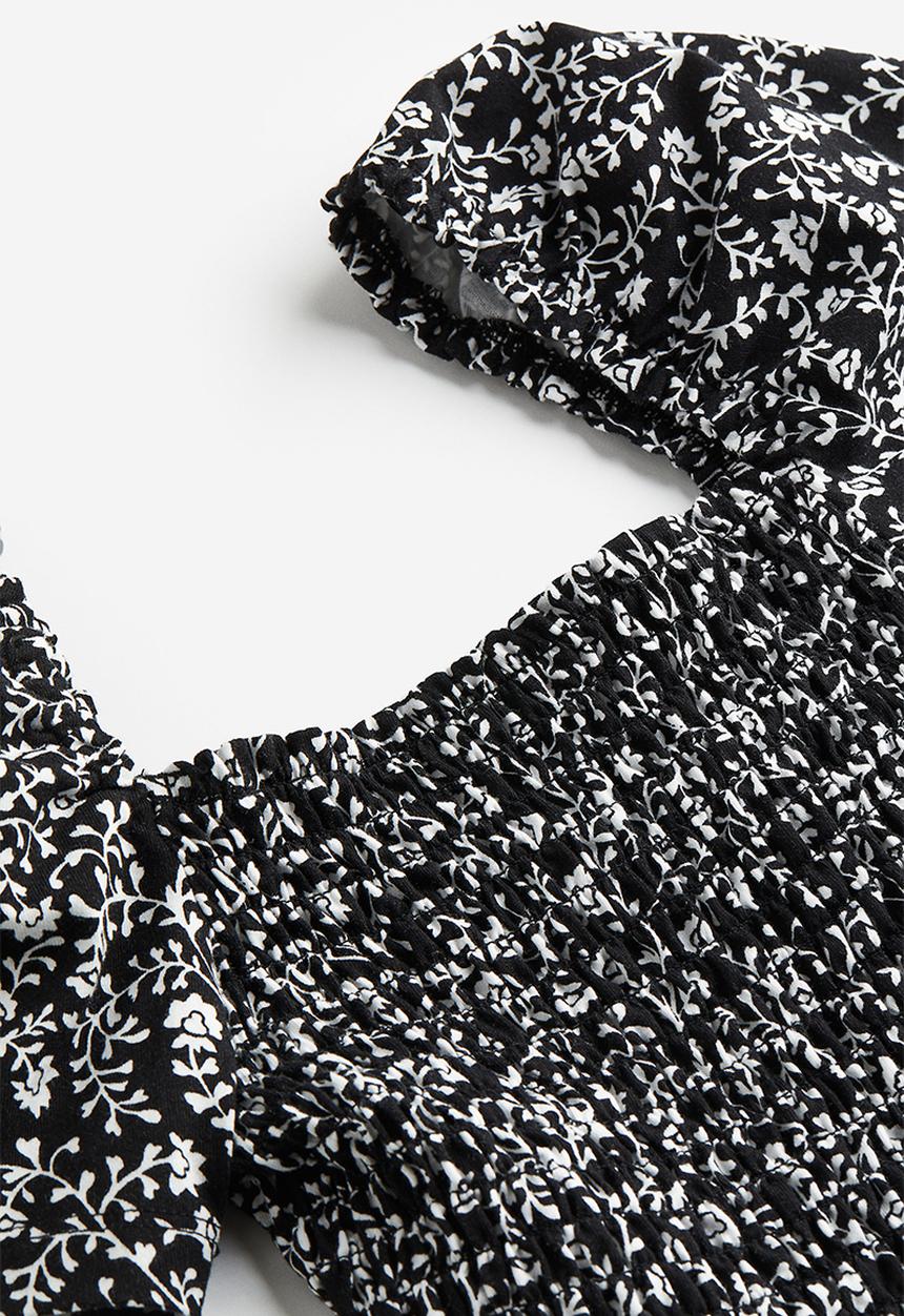 H&M - Smocked top - black & white floral 