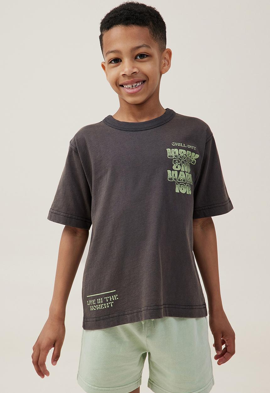 Cotton On - Jonny short sleeve print tee - phantom/weekend warrior