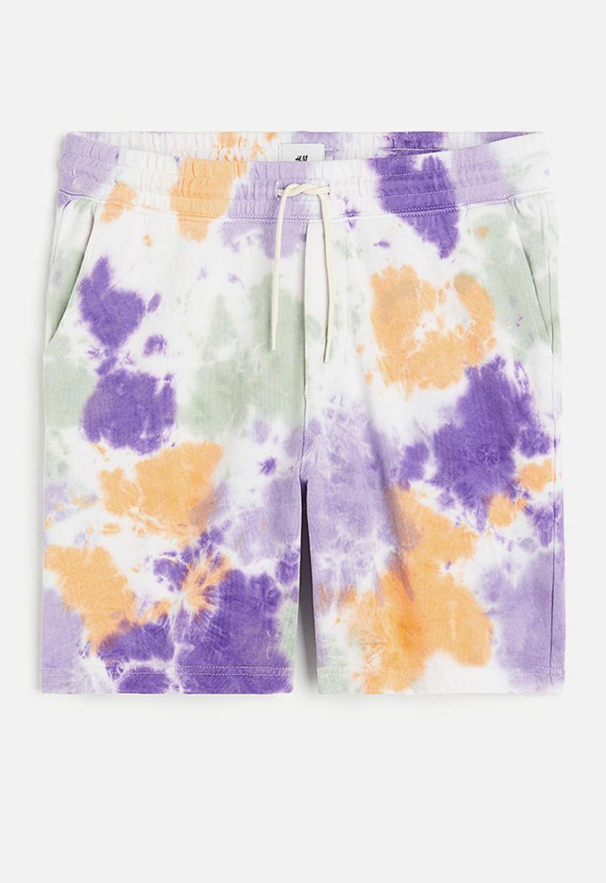 H&M - Relaxed fit printed sweatshorts - white patterned 