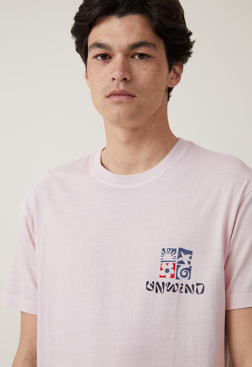 Cotton On - Premium loose fit art T-shirt - iced lilac/unwind 