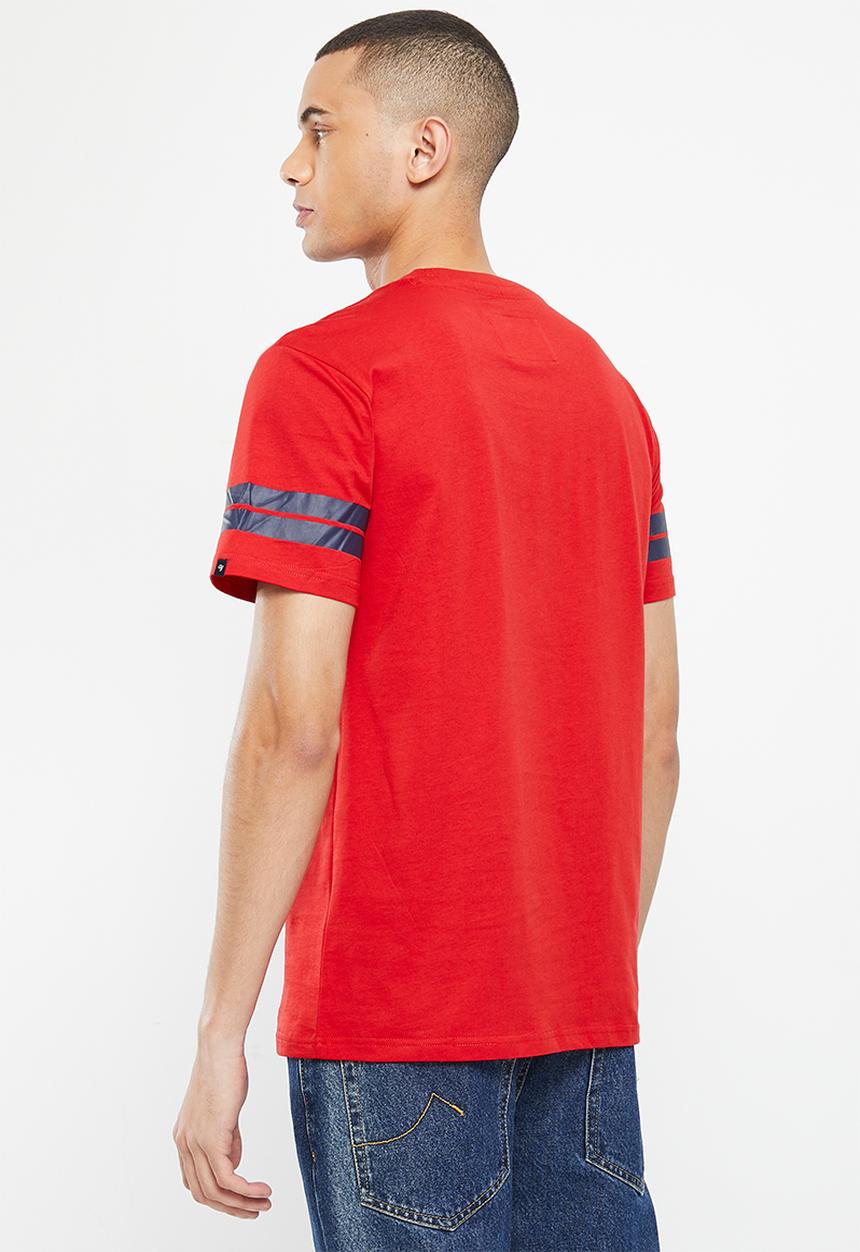 Aca Joe - Mens aca joe twill applique & distress print crew tee - high risk red