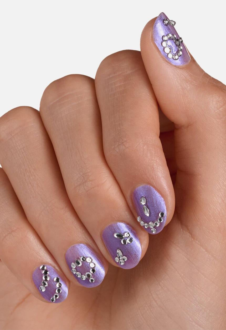 essence - 3D Nail Jewels 02 