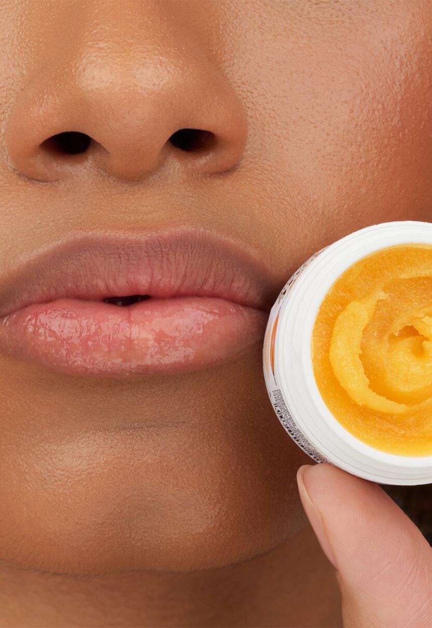 essence - Lip Care Sugar Scrub