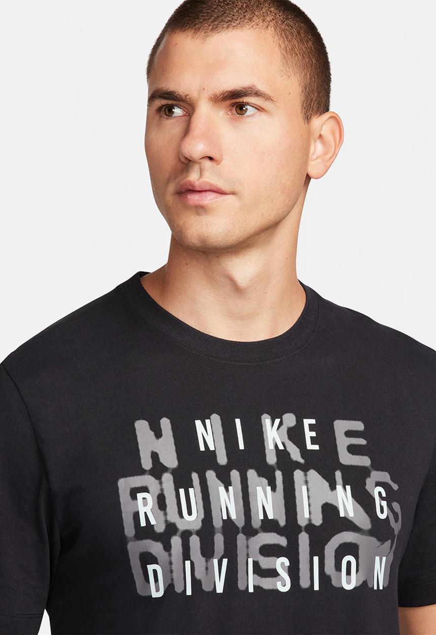 Nike - M nike df tee run div - black