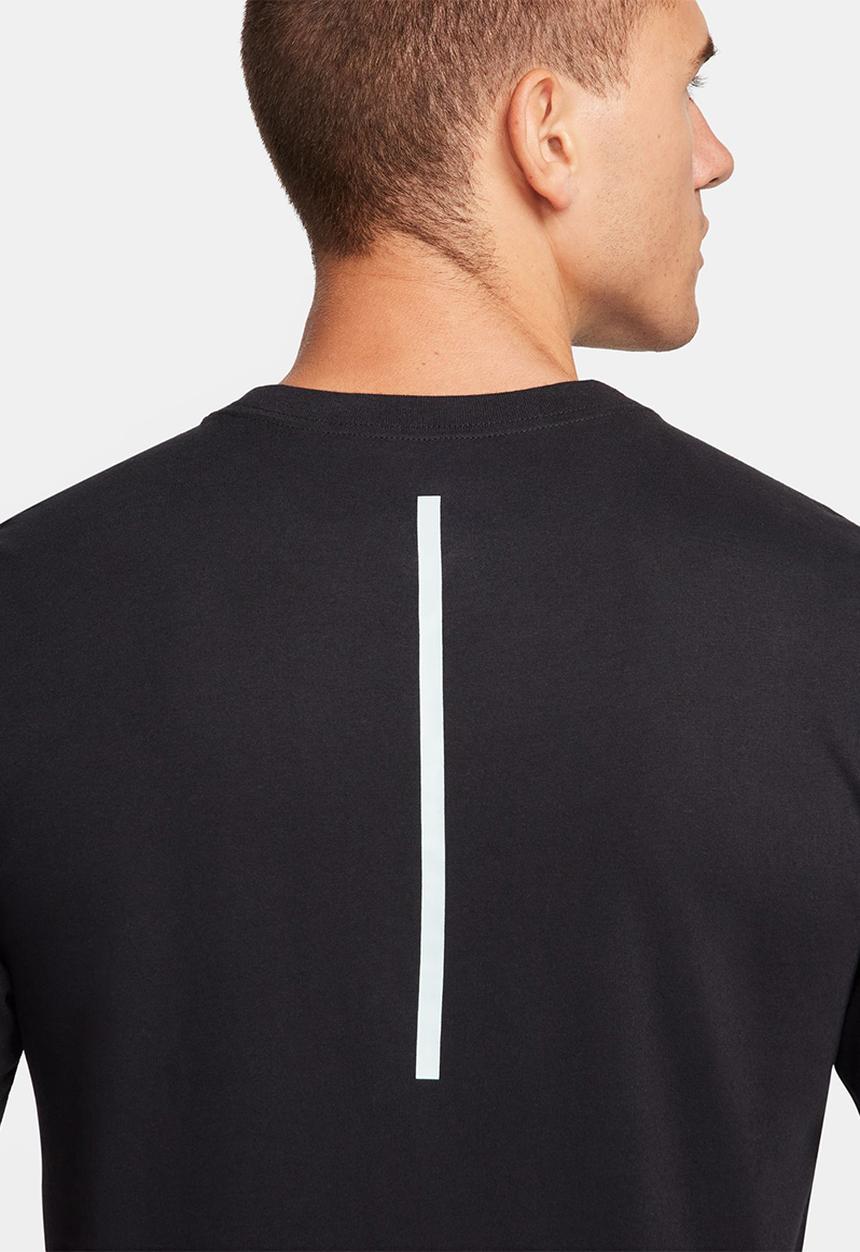 Nike - M nike df tee run div - black