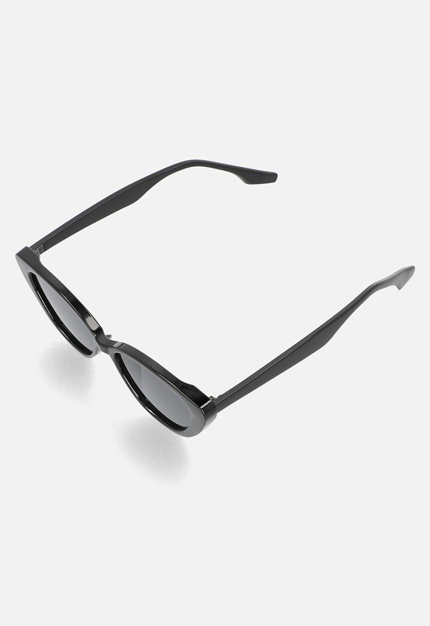 Superbalist - Morgan cateye sunglasses - black