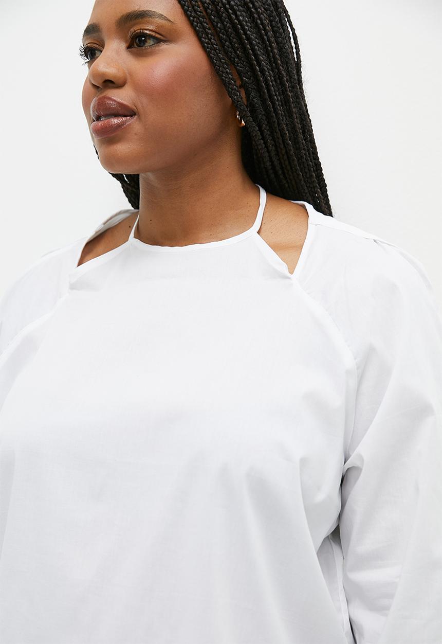 Superbalist - Cutout detail tie back shell - ivory1