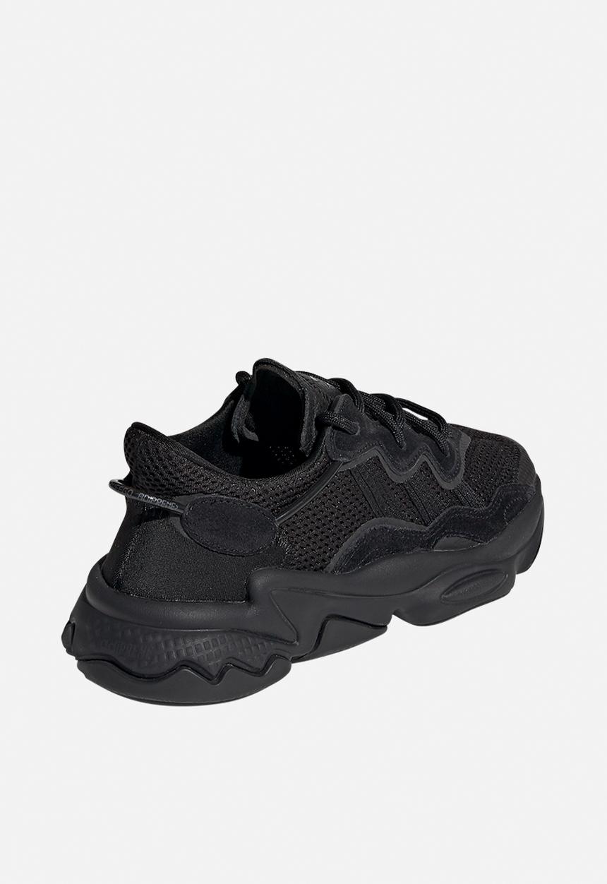 adidas Originals - Ozweego J - core black/core black/trace grey met.