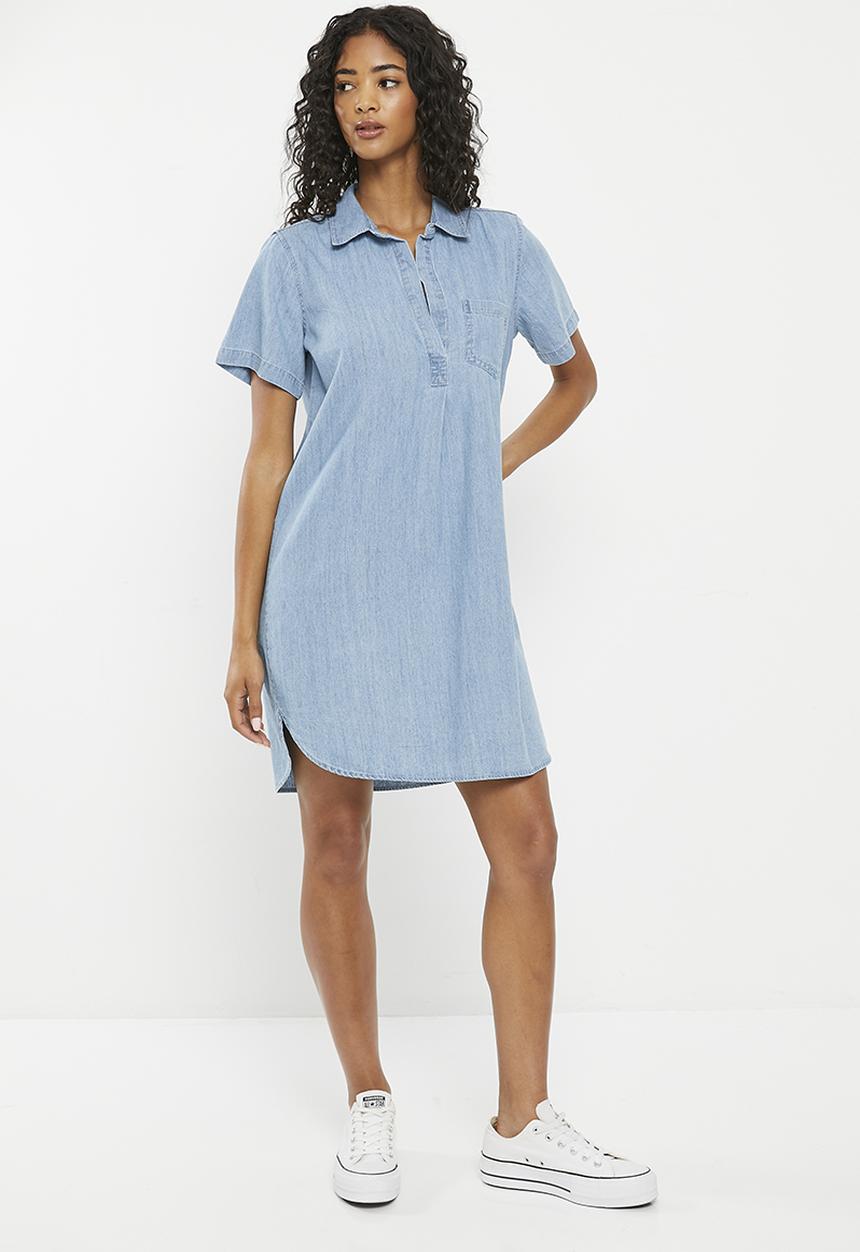 Zabaione - Collared shortsleeve dress - light wash