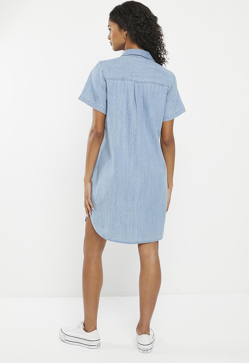 Zabaione - Collared shortsleeve dress - light wash