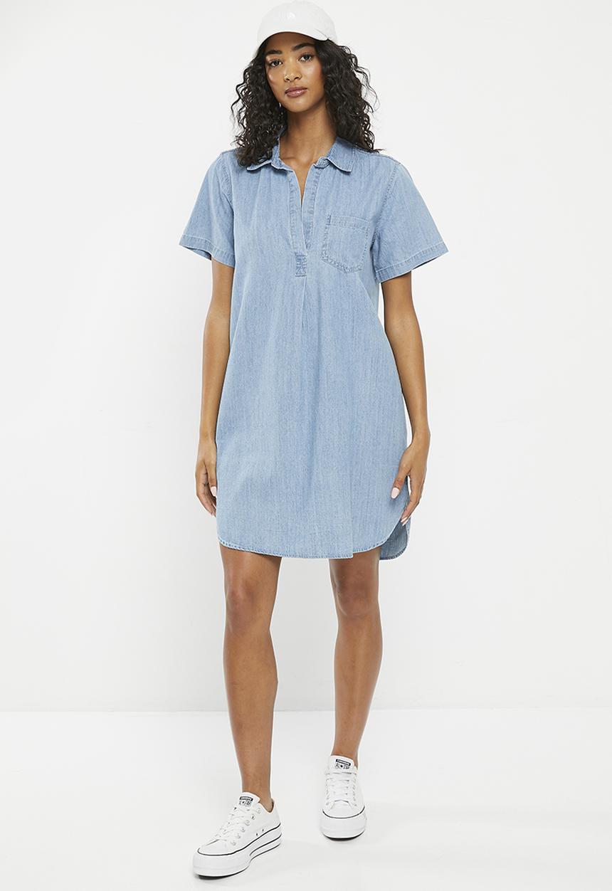 Zabaione - Collared shortsleeve dress - light wash