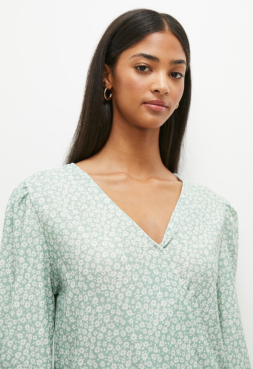 HAILYS - V-neck long sleeve blouse - green tea flower