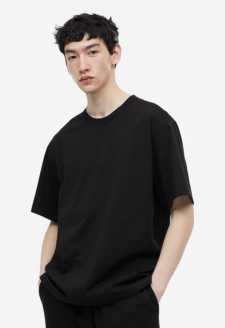 H&M - Coolmax® relaxed fit T-shirt - black
