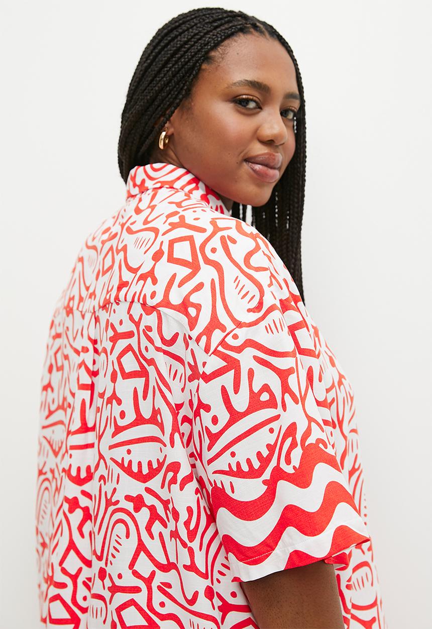 Me&B - Plus the boxy viscose shirt - aztec border