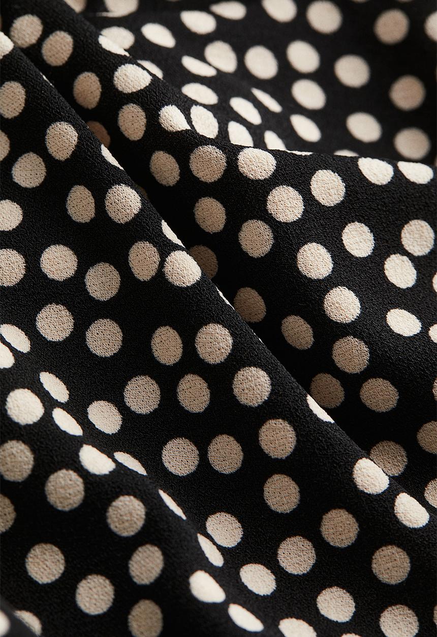 H&M - V-neck dress - black/spotted 