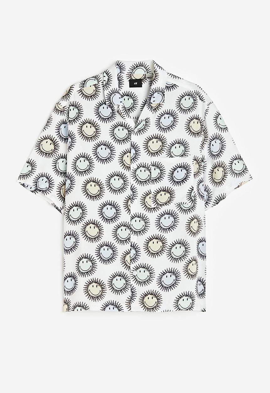 H&M - Relaxed fit patterned resort shirt - white suns 
