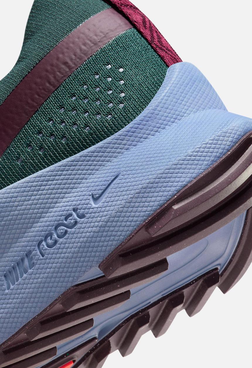 Nike - Pegasus Trail 4