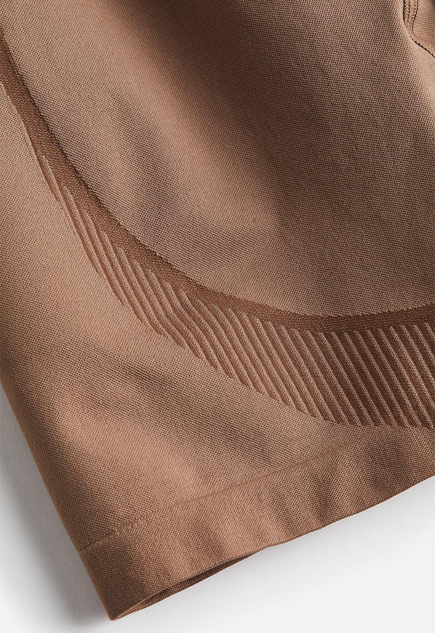 H&M - Drymove™ seamless shaping shorts - light brown