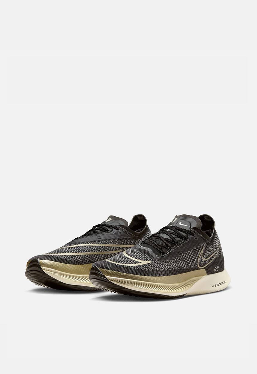 Nike - Streakfly
