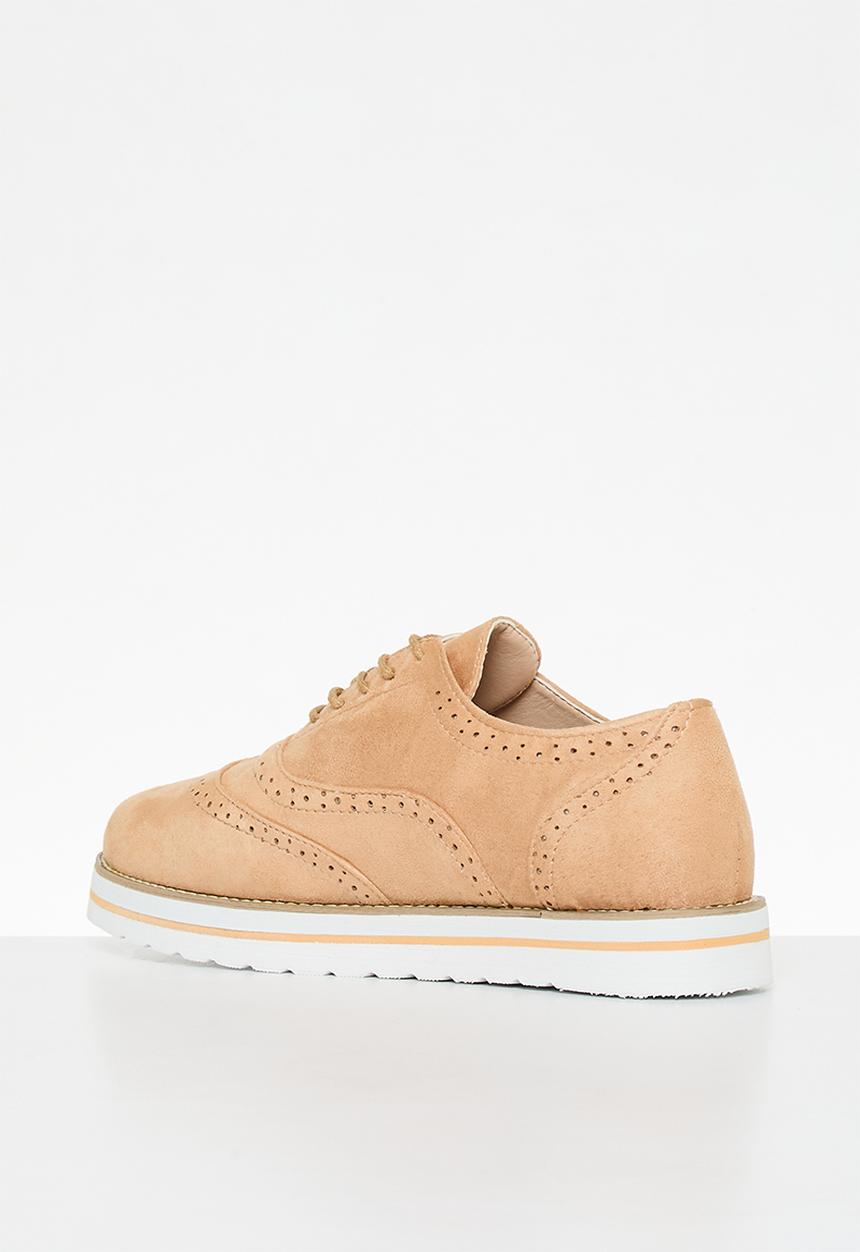 dailyfriday - Nina brogue - tan