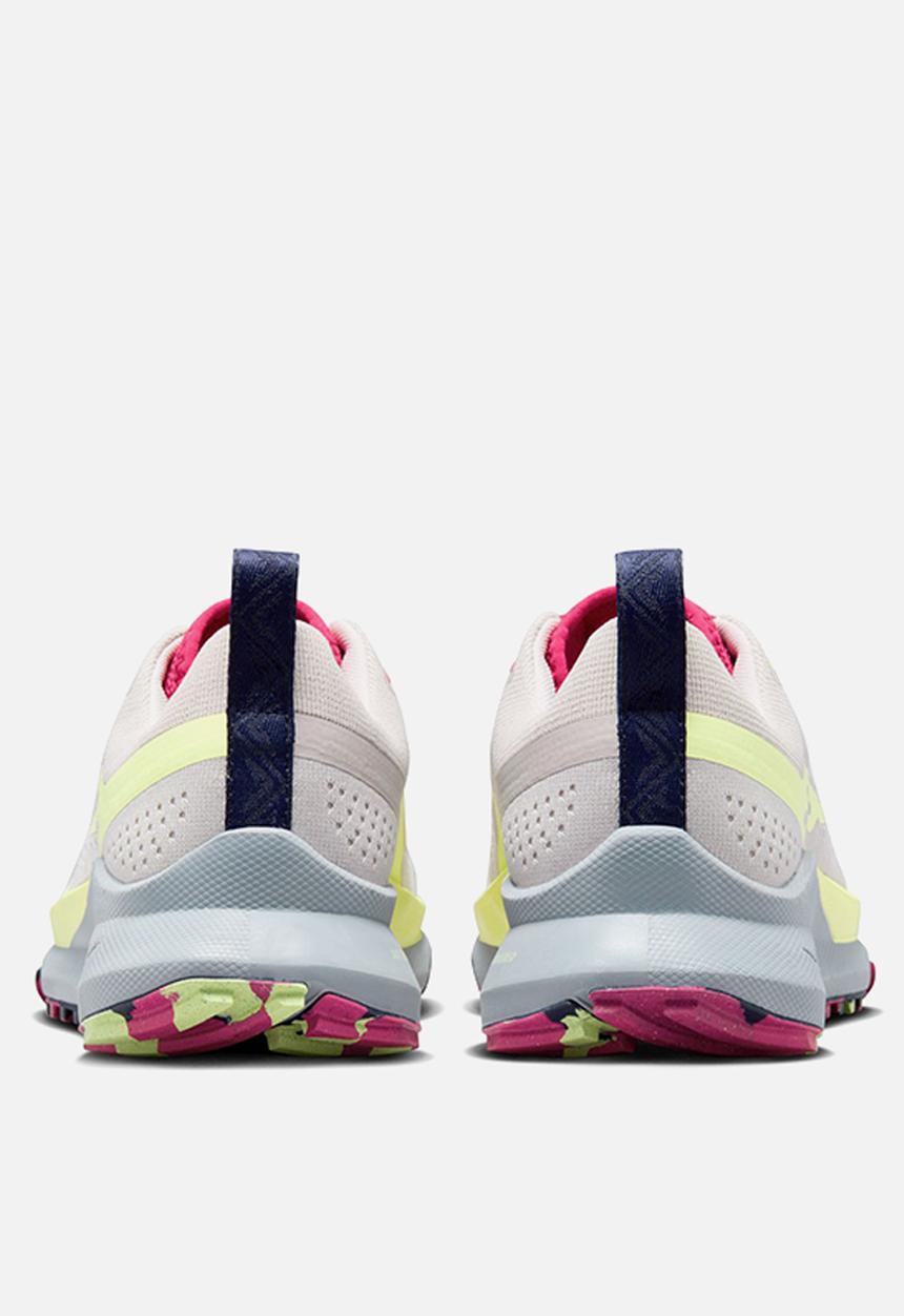 Nike - Pegasus Trail 4