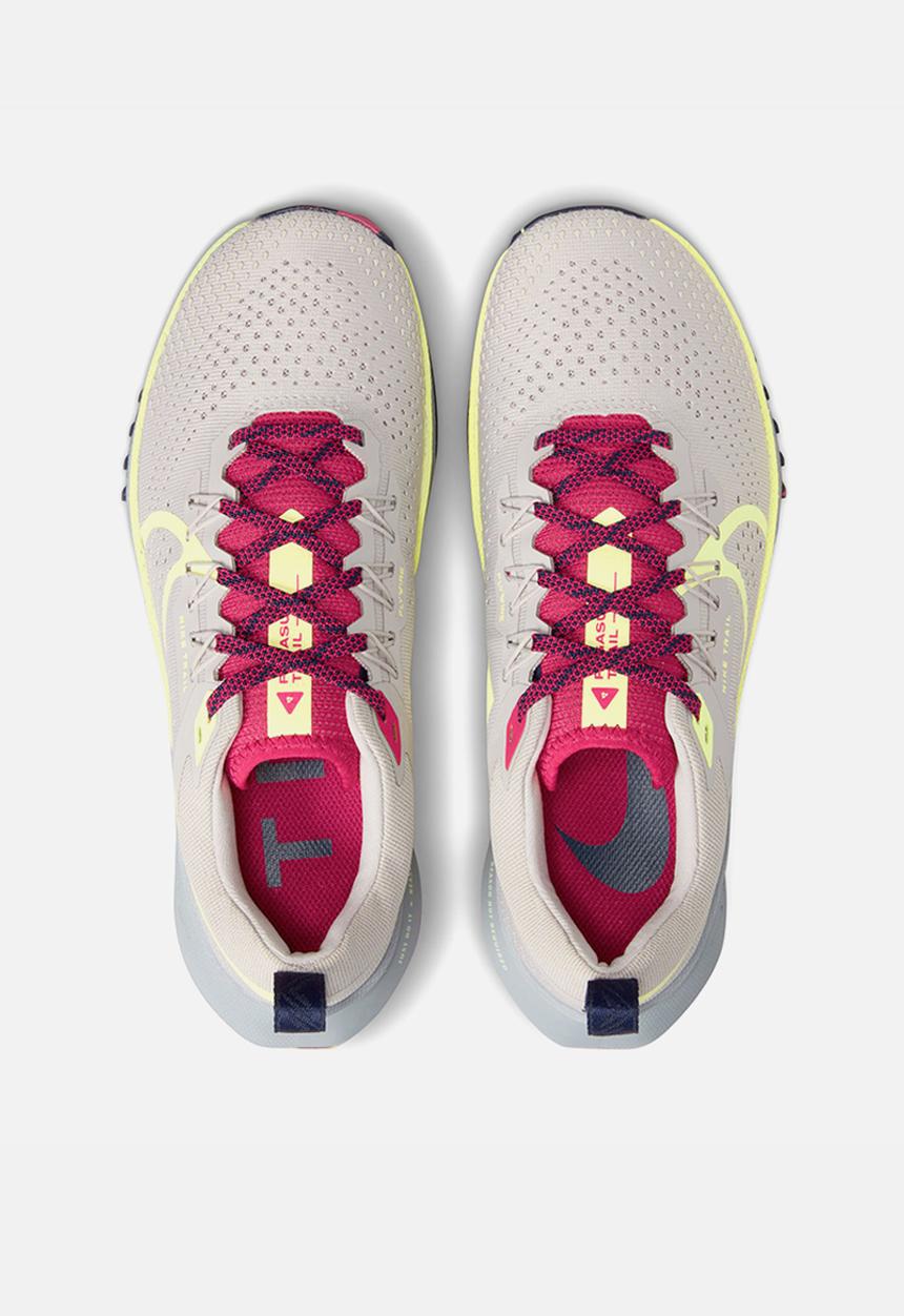 Nike - Pegasus Trail 4